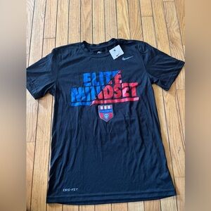 Wake Forest The Nike Tee Shirt Men’s Size Small Dri Fit NWT